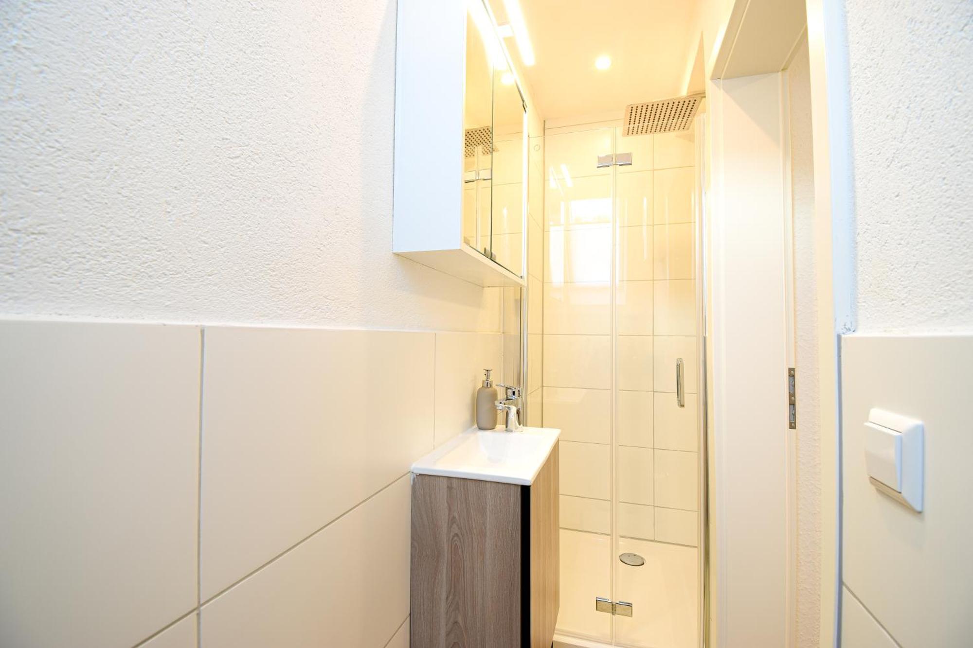 Boho-apartment - Feel Like Home, Tiny Bathroom & Garage, 60m2 Mühlacker